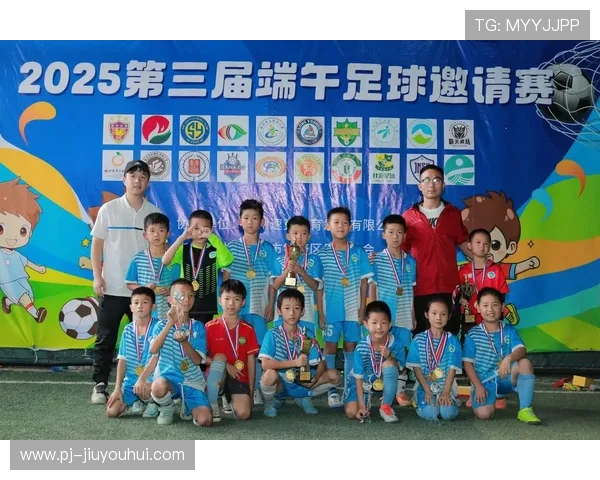 少年足球训练网：培养未来球星的摇篮